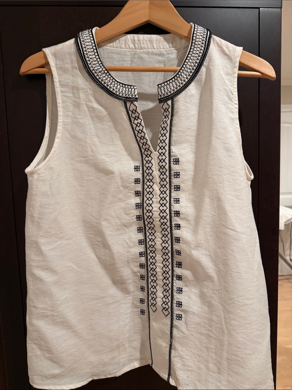 MOTF White Sleeveless Embroidered Camisole with Black Trim